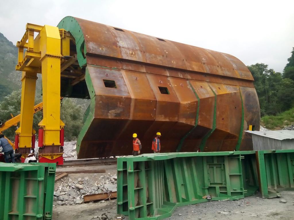 https://www.steelworks.in/wp-content/uploads/2022/04/Navyuga-Ramban-Banihal-Road-Tunnel-24-of-60.jpeg